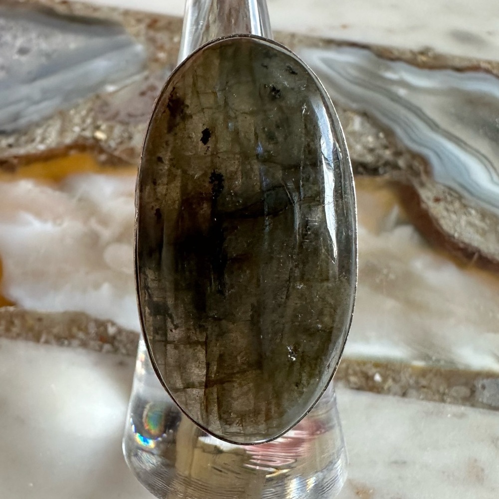 2119 Stunning Labradorite Statement Ring